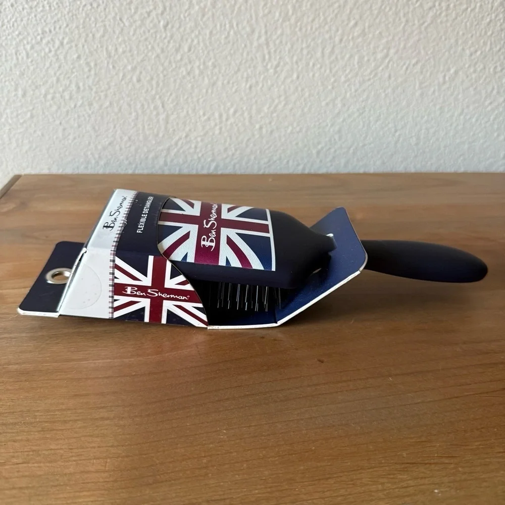 Ben Sherman Union Jack Grooming Brush NWT